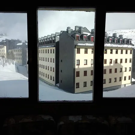 Pena Del Viento A Pie De Pistas Estacion San Isidro * Puebla de Lillo