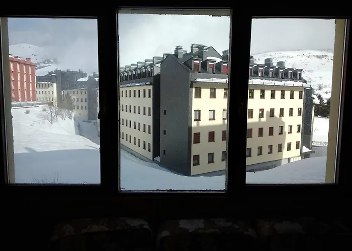 Pena Del Viento A Pie De Pistas Estacion San Isidro * Пуэбла-де-Лильо